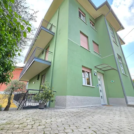 The House 3* Мальчезине