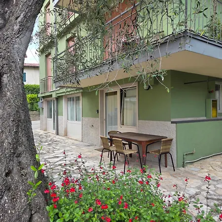 The House Гостевой дом