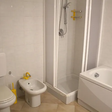 The House בית הארחה