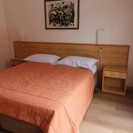 בית הארחה The House מאלצ'סינה